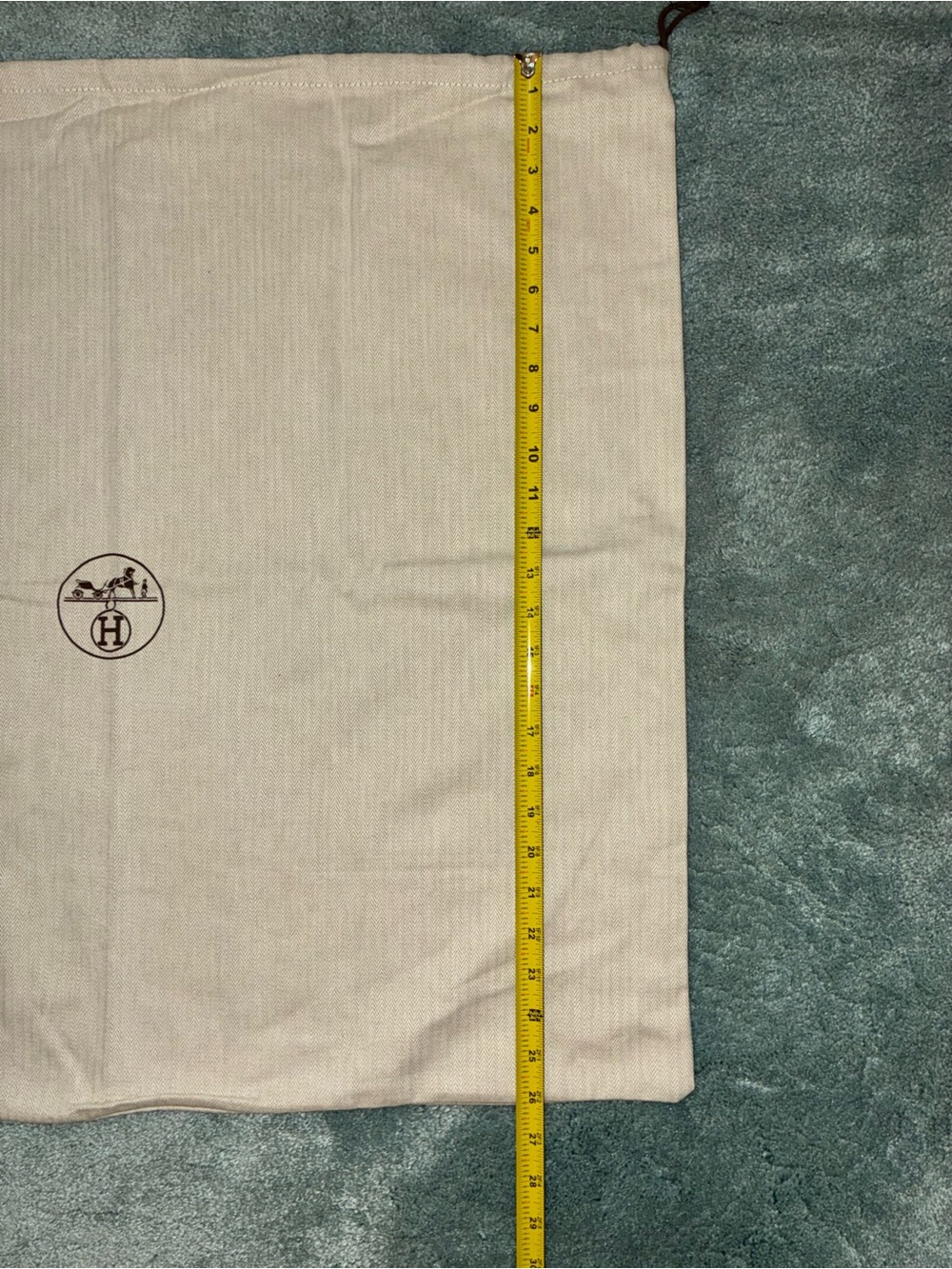 Large Hermes dust bag for large handbag or small luggage. - Picture 3 of 7